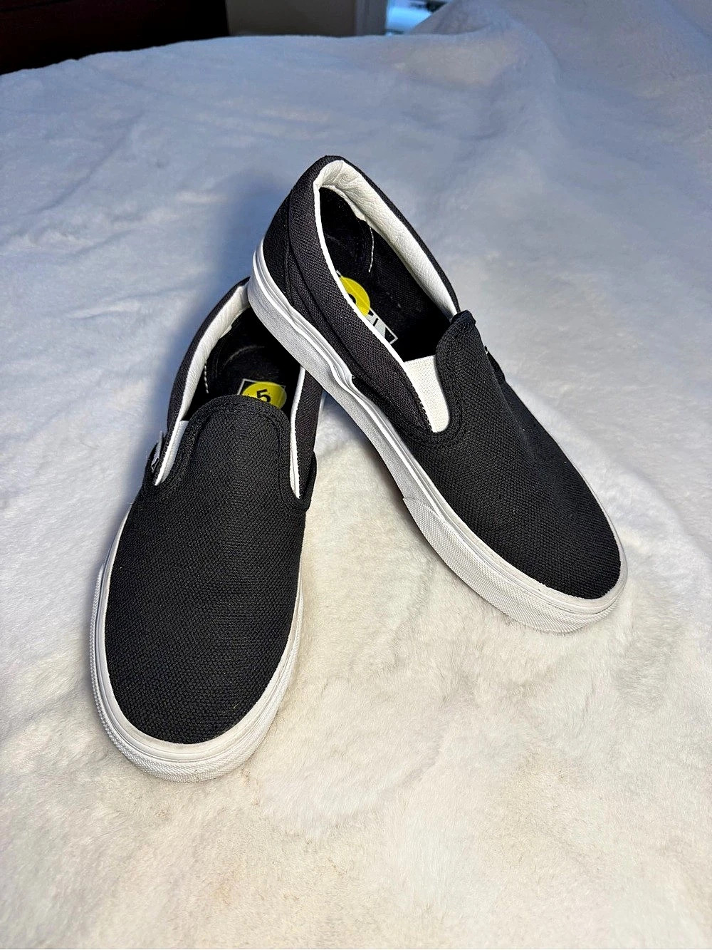 Vans Classic Slip-On Black & White Mens 5 Women’s 6.5